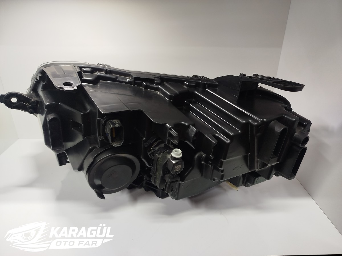 Dacia Duster  Sağ Far (Led) 2021- Sonrası (YENİLENMİŞ)