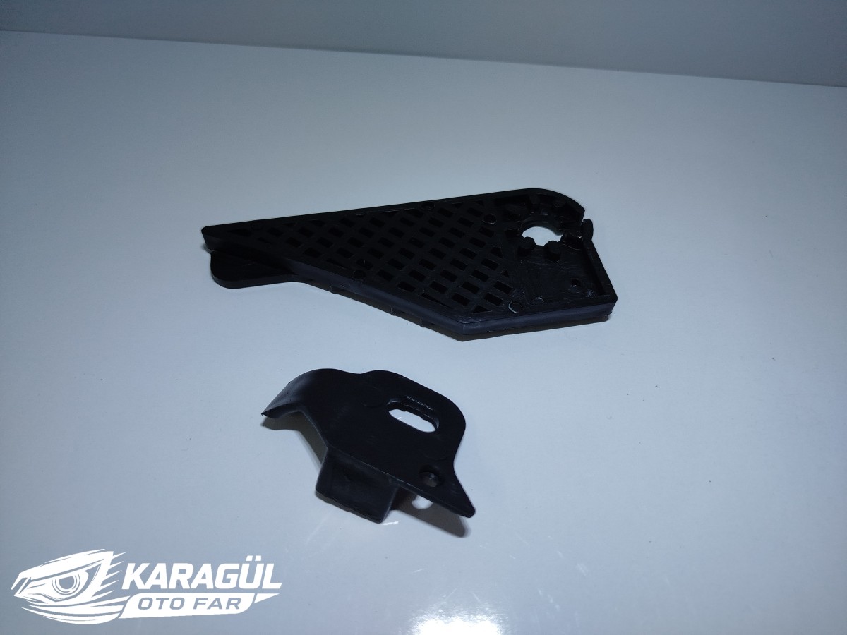 Ford Focus 3  Far Tamir Kiti (Ayak-Takımı) Sağ (R)