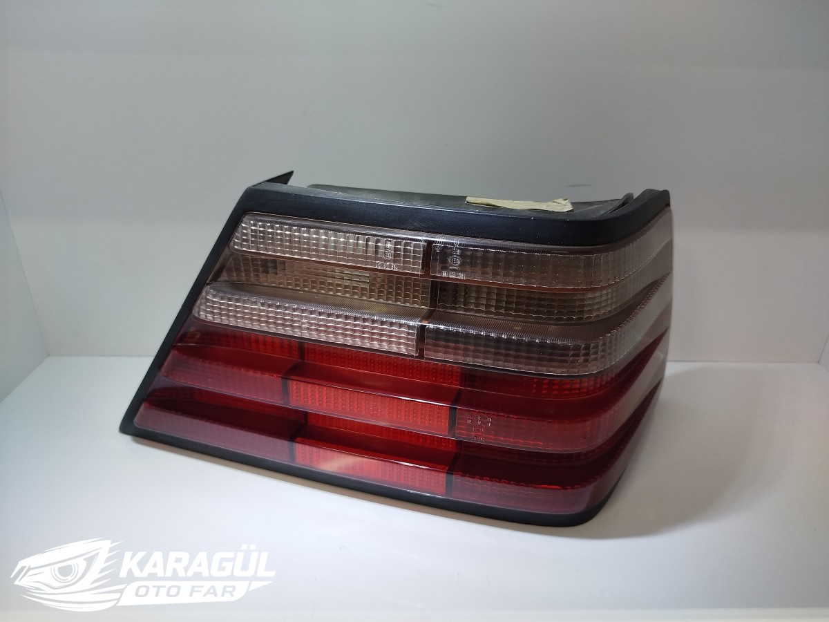 Mercedes W124 200e-230e-e200  Stop Sağ (R) (Füme) (Yenilenmiş)